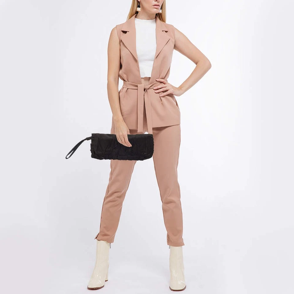 Bolso sin asas Dolce Gabbana negro satinado Miss Dee Foto 2 de 4