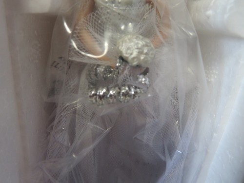 2000 Avon BARBIE Millennium Bride Porcelain Keepsake Doll Holiday Ornament - Picture 3 of 12