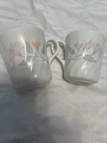 Corelle Pink Trio Coffee Cups Tea Cup Mug Vintage Corning Swirl 90s Set of 2