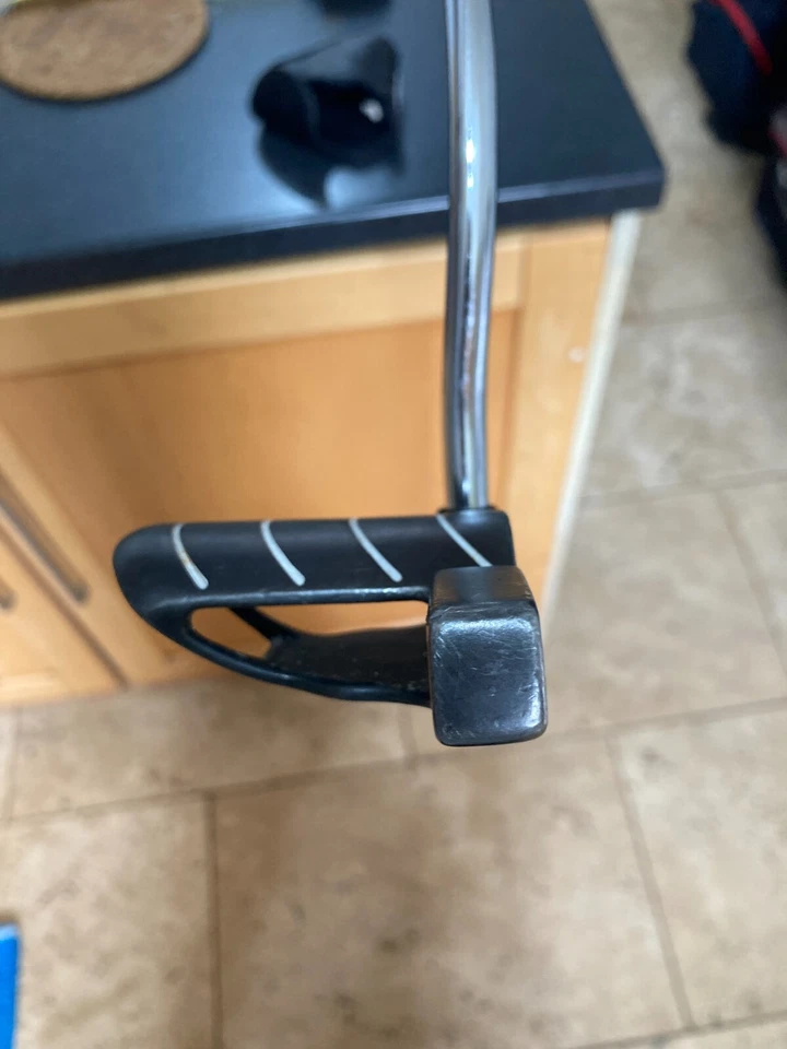 Yes! C-Groove Swash Tiffany Golf Putter, 32" RH, headcover,Good condition - Image 4 of 4