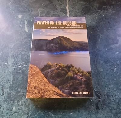 Power On The Hudson by Robert Lifset   2014 Univ. of Pittsburg Press   VG 1st Ed