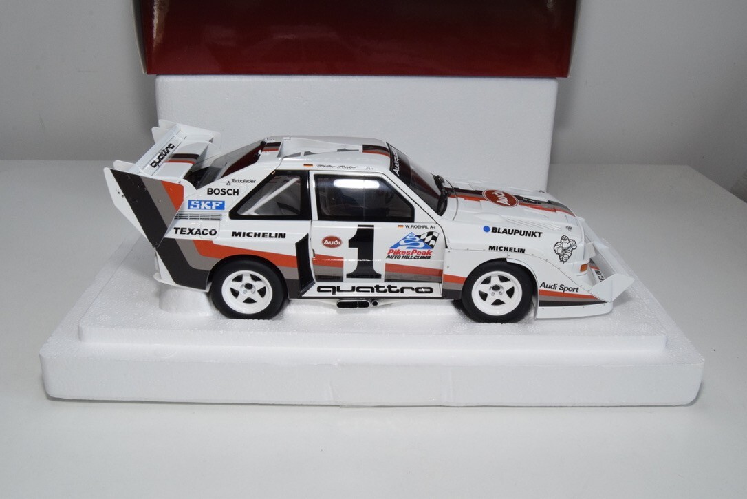 Maquette Voiture 1/18 AUDI Quattro S1 Pikes Peak 1987 #1 (Walter Röhrl) - AUTOart (Neuf)