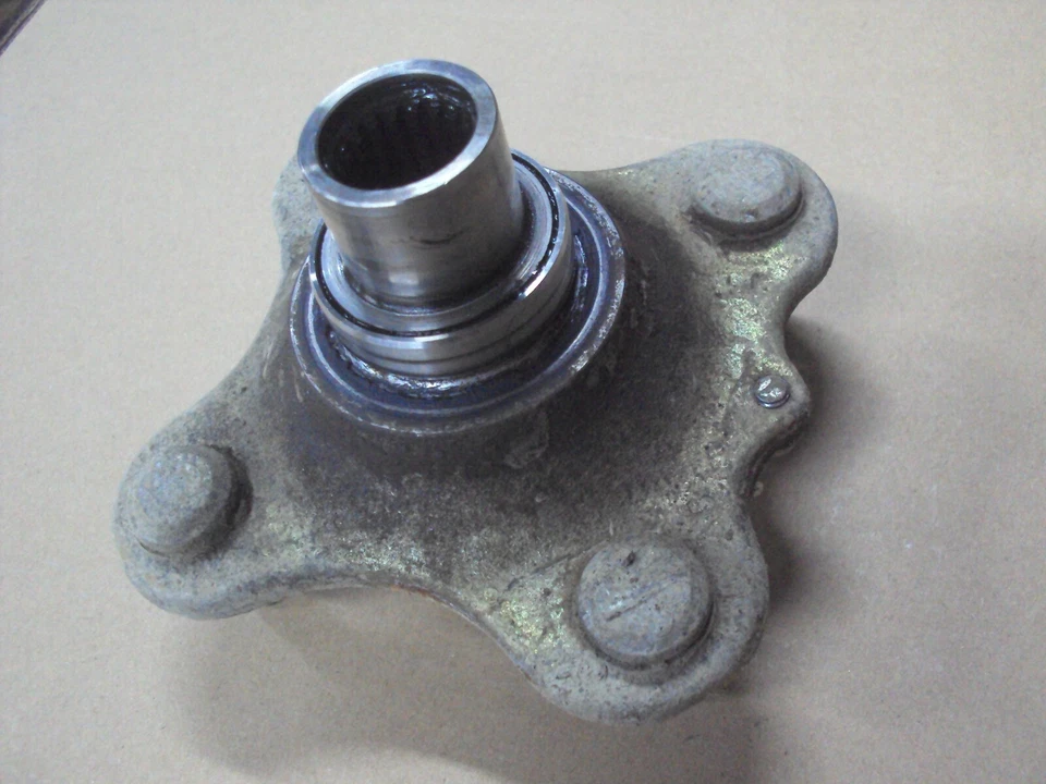 Honda Fourtrax 350 Front Axle Wheel Hub Lug Stud Left Right 1986 86 - Image 2 of 2