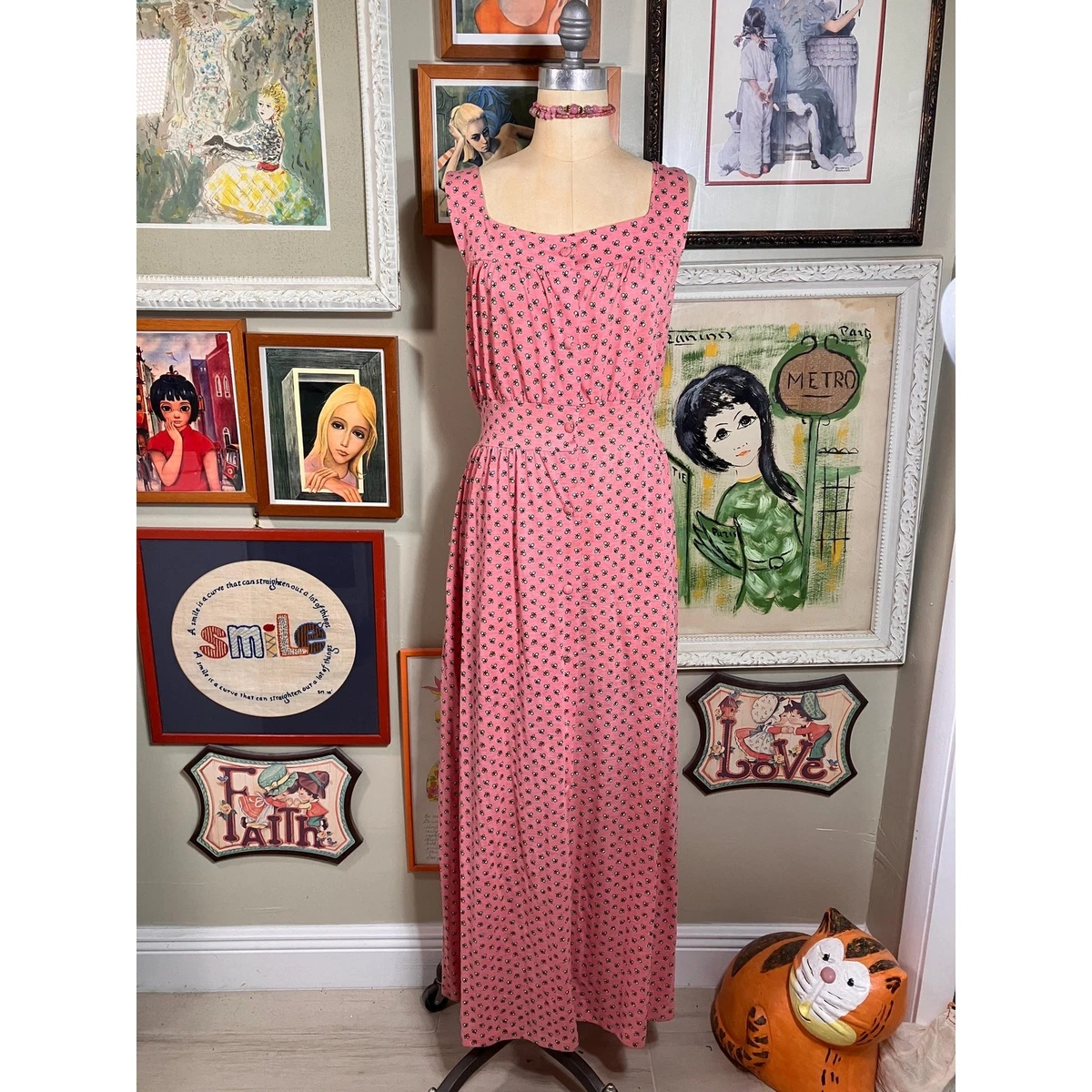 green emerald velvet dress Old Fashioned Vintage Maxi Dress with Long Sleeves