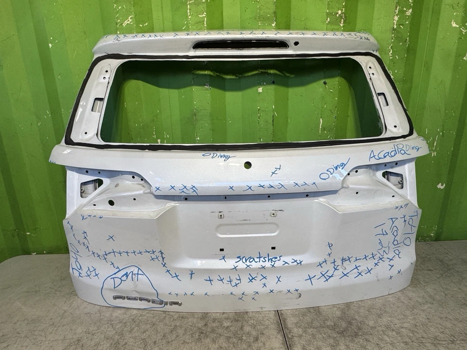 GMC ACADIA 2017 2018 2019 2020 2021 2022 2023 puerta levadiza puerta trasera tapa OEM Foto 2 de 4