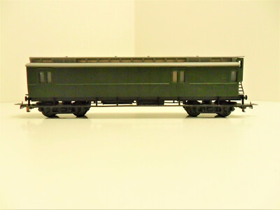 Postwagen grün mit Bremserhaus, 4-achsig Liliput 291 H0