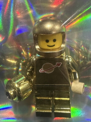 NEW 100% LEGO Classic Chrome Gold Spaceman W/ Custom 🎨 Accessories Mini  figure