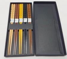 UTAGE IRODORI BASHI Japan Set 5 Chop Sticks Genuine Authentic Original box 9.25"