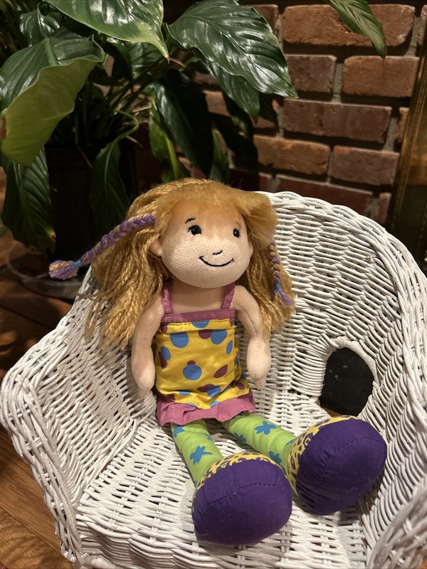 VINTAGE Groovy Girls Siri with original Dress 2001