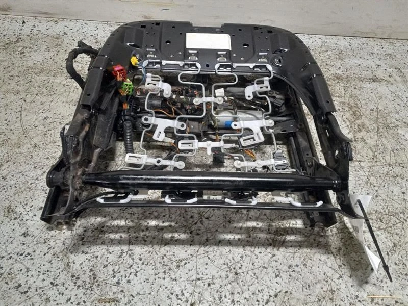 Audi A4 2008 asiento del conductor delantero pista 58169 Foto 4 de 4