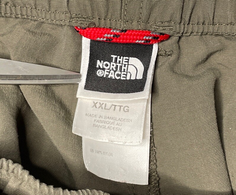 The North Face Mens Medium Buckle Hiking Outdoors Utility