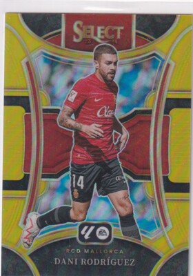 Panini Select La Liga 2023-24 No. 161 Dani Rodriguez Gold Prizm 7/10