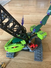 Lego Ninjago Fangpyre Wrecking Ball set 9457 with manual