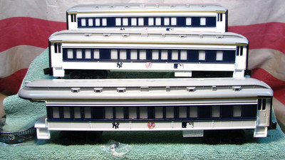 Lionel 3 NY New York Yankees Major League Baseball Madison O Passenger Car Set