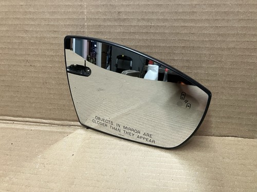 2017-2019 FORD ESCAPE DOOR MIRROR GLASS HEAT BLIND SPOT passenger side