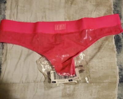 NWT Victoria Secret PINK VELVET THONG  Hot Pink size L Christmas Love PINK  