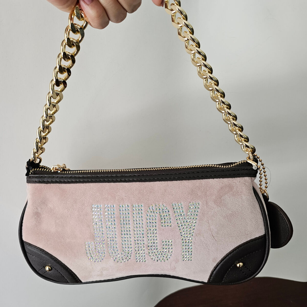 Juicy By Juicy Couture Chain Strap Crystals Small Shoulder Juicy By Juicy Couture Chain Strap Crystals Small Shoulder