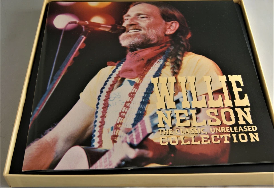 Box Set Willie Nelson The Classic Unreleased Collection 4 Cassettes 52 Page Book - Image 3 of 4