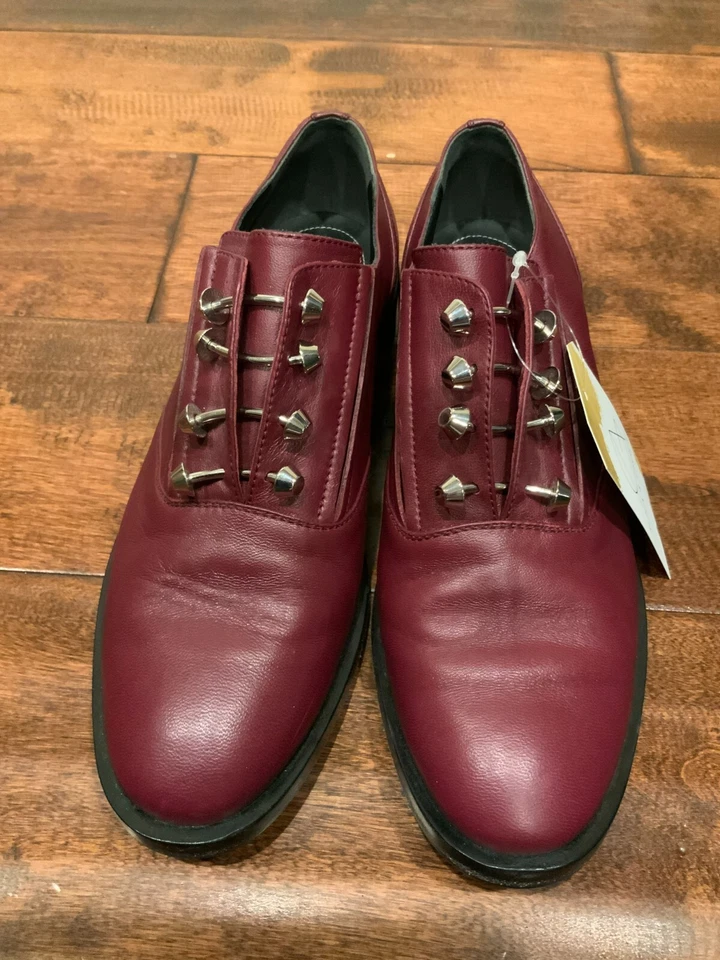 Balenciaga Burgundy Leather Silver Studded Oxford Shoes, Size 8 (US) 38 (IT) - Image 3 of 4