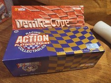 ACTION 1998 DERRIKE COPE 30 GUMOUT PONTIAC GRAND PRIX 1:24 SCALE NASCAR DIECAST