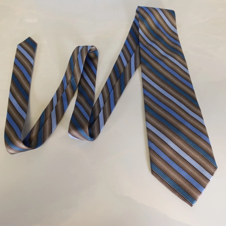 Repp Corbata Cuello Rayas Para Hombre Azul Seda Traje Vestido Regimiento Formal Ancho CLAIBORNE Foto 3 de 4