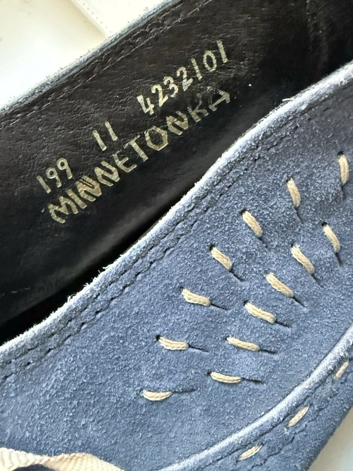 Botines/mocasines de gamuza azul Minnetonka para mujer talla 11 con inserciones Foto 3 de 4