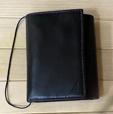 Nautica 80058 Black Trifold Men’s Wallet With Plastic Sleeve Insert And String