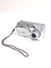 Olympus D-580 Zoom 4.0MP Digital Camera,Silver,AF Zoom 5.8-17.4mm Lens,Handstrap
