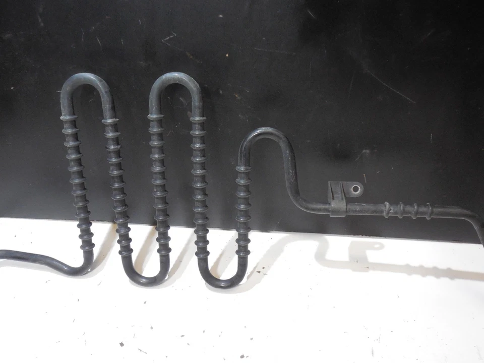 Manguera tubo enfriador bomba dirección A 2034605624 01-07 mercedes-benz w203 c230 c240 Foto 2 de 4