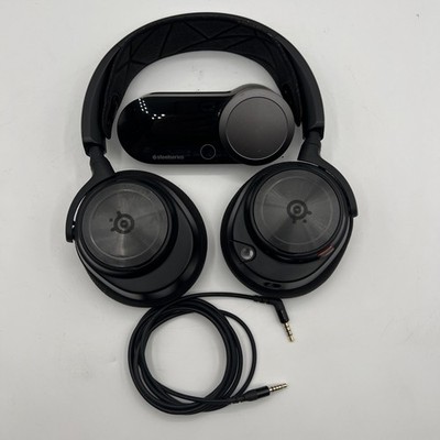 SteelSeries Arctis Nova Pro Wired Multi-System Gaming Headset for PC (READ)