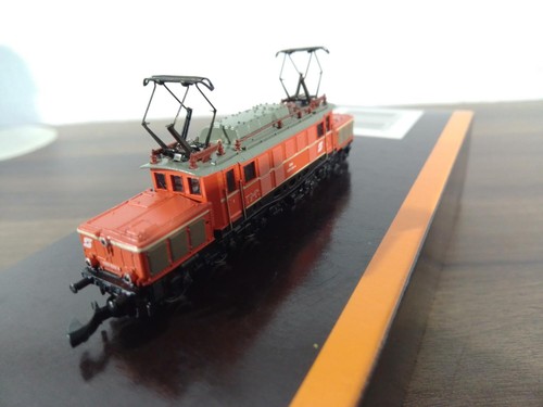 Märklin Spur Z 88221 E-Lokomotive BR 1o12 024-4   ÖBB        top        OVP | Zustand: Gebraucht