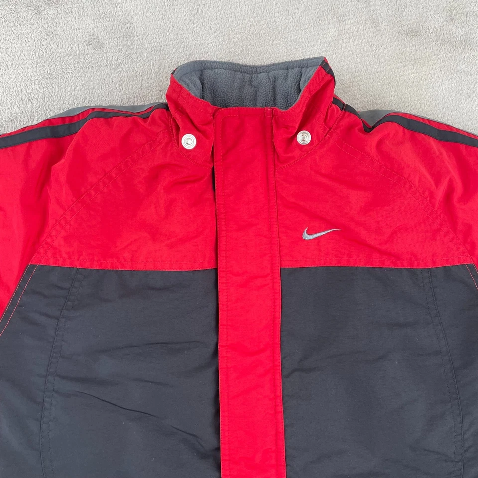 Jaqueta Nike Vintage Juventude Grande 14-16 Preta Vermelha Reversível Swoosh Grande Logotipo Y2K - Imagem 3 de 4