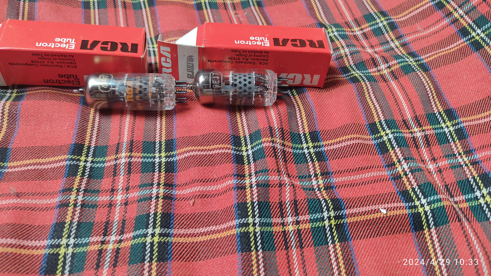 Tubes EF184 6EJ7 RCA appairés pour optimiser le gain et le son de votre préampli