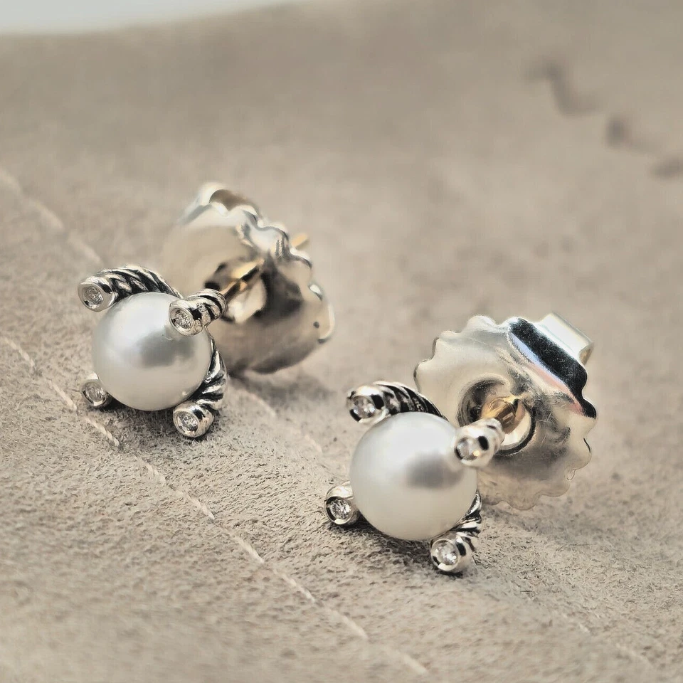 Aretes David Yurman de plata de ley de 6 mm de perlas Foto 3 de 4