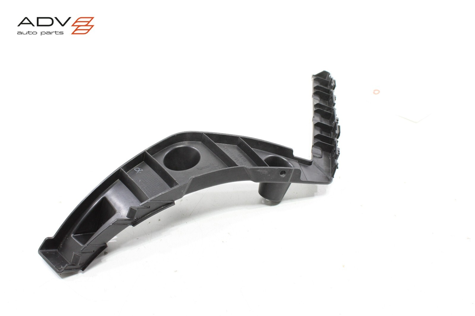 2017 - 2020 MASERATI LEVANTE REAR BUMPER LEFT SIDE SUPPORT MOUNT BRACKET OEM
