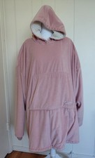 The Comfy Wearable Blanket Hoodie Pink Oversized One Size Sherpa Lined Clothing