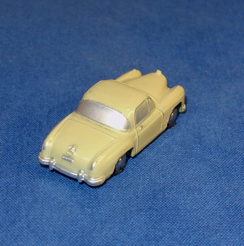 Schuco Piccolo  Nº 717 MERCEDES 220  Western Germany - Photo 3/3