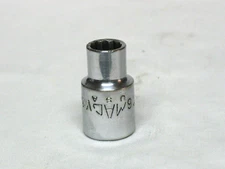Mac Tools 1/2" Drive 7/16" Shallow 12 Point  Chrome Socket #V142
