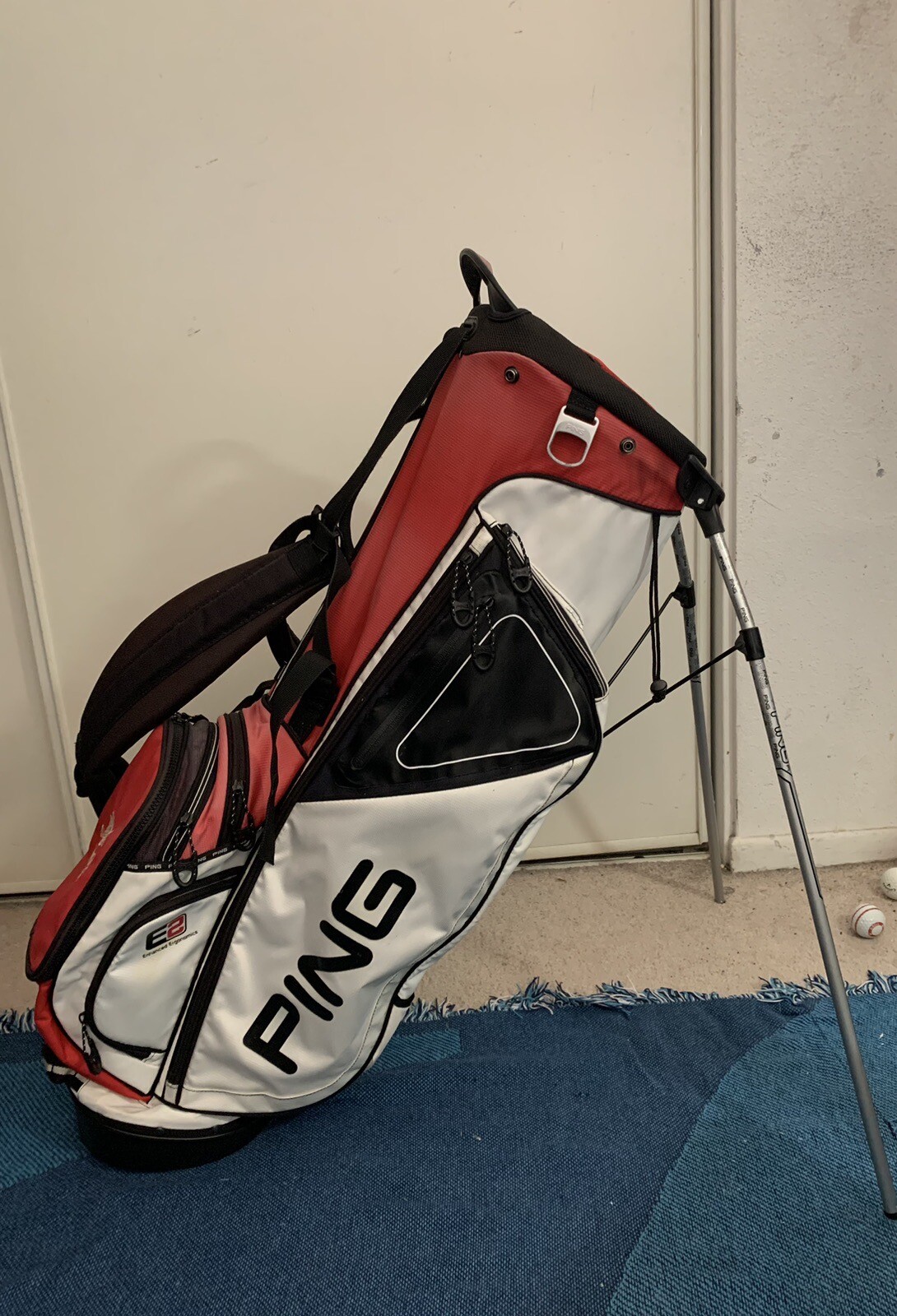 Ping E2 Stand Golf Bag Red & White 14way W/Rainhood eBay