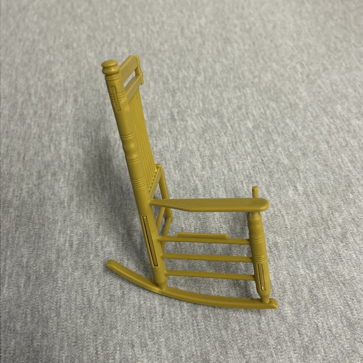 Rocking Chair From WWE Battle Pack Series 28 Bray Wyatt Family