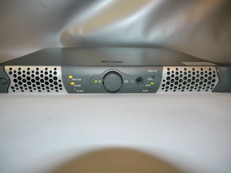 Avid Mojo DX Video Produktions High Performance Digital In Out         jh - Bild 3 von 4