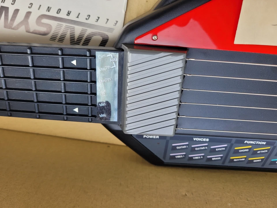 Suzuki Unisynth XG-1  Synthesizer Electric Guitar Original Songbook Case Strap  - Image 3 of 4