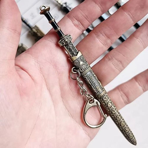 1pc Mini Sword Shape Pendant Keychain Weapon Model With Sheath Toy Knife - Picture 14 of 24
