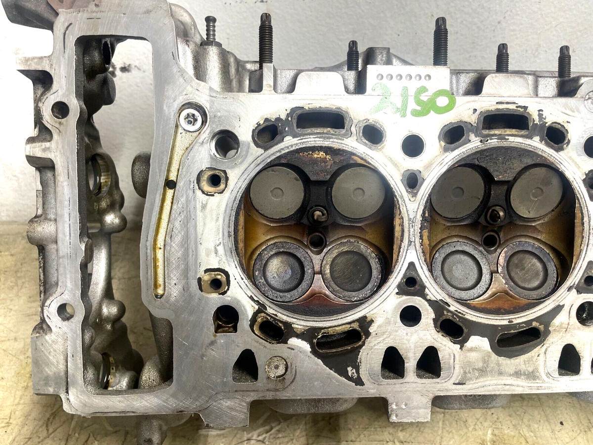 13 - 17 BMW 650 750i 4.4L V8 TWIN TURBO - RIGHT CYLINDER HEAD 