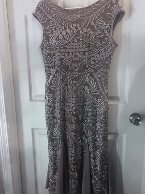 Alex Evenings Embroidered Fit Flare Cocktail Dress size