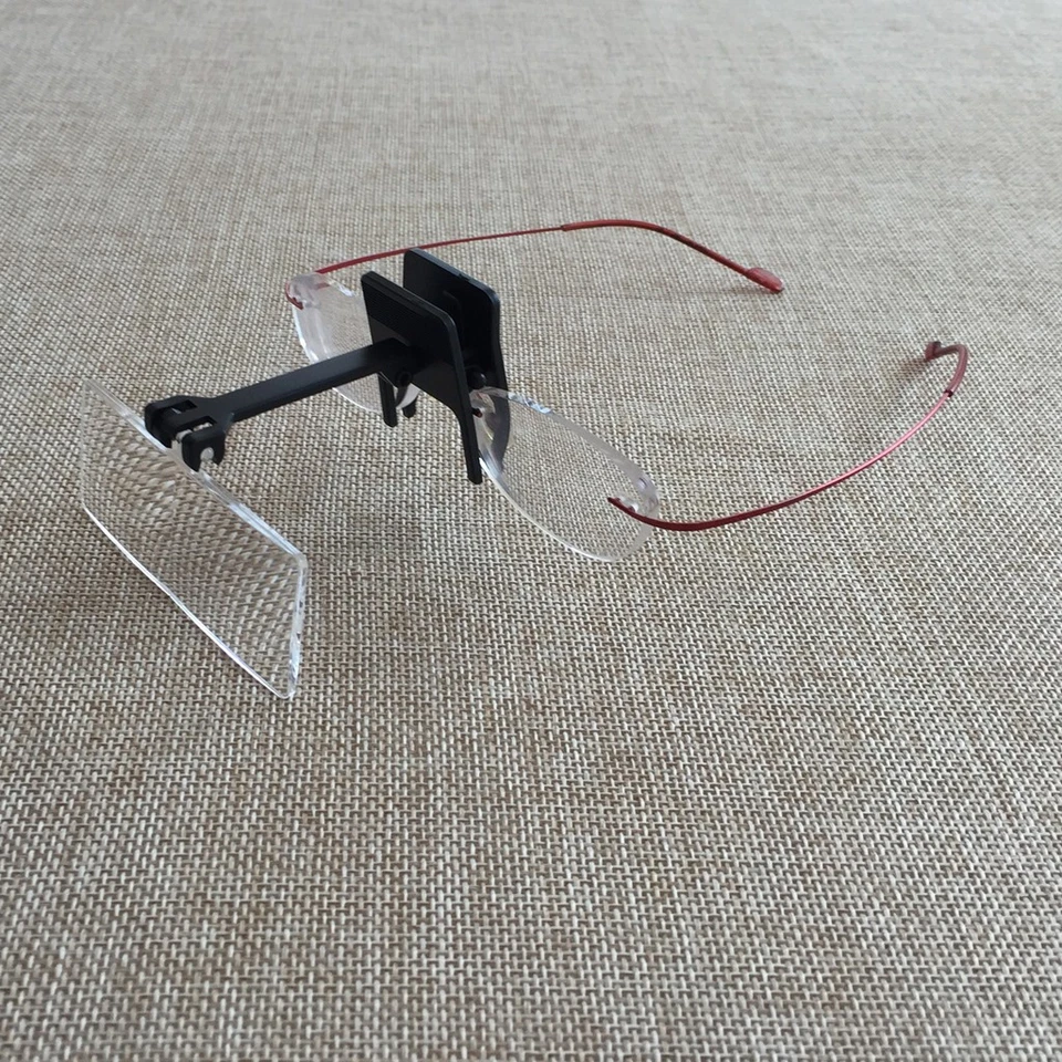 Lupe für Brillen - Leicht an Brillen anzupassen - Bild 4 von 4