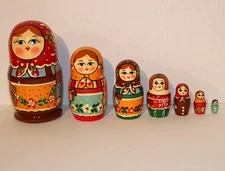 Russian Nesting Doll  7 Piece Christmas Old World 