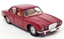 Solido 1/43 - Jaguar XJ-12 Red 1096 Vintage Diecast Model Car