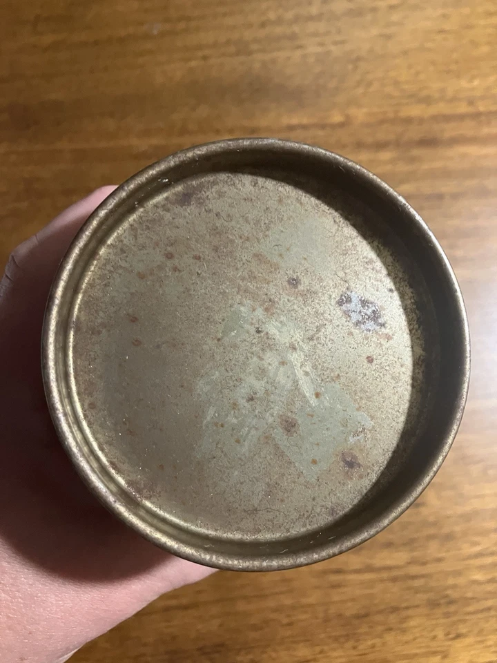 Veedol Grease 1 lb. Can Early 1940s Veedol Gear And Chassis Lubricants Heavy Cup - Image 4 of 4