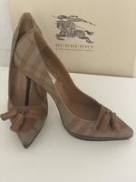 “Burberry check signature Tan/beige fabric And Tan Leather pumps, size: UK 5.5